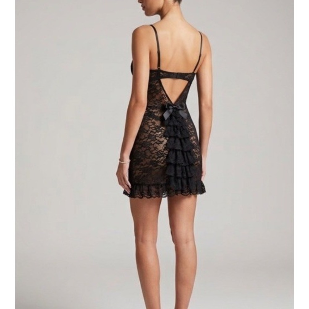 Vintage Victoria's Secret Black Lace Underwire Chemise Slip Romantic Goth Y2K